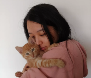 Take a cute cat selfie and share your story!